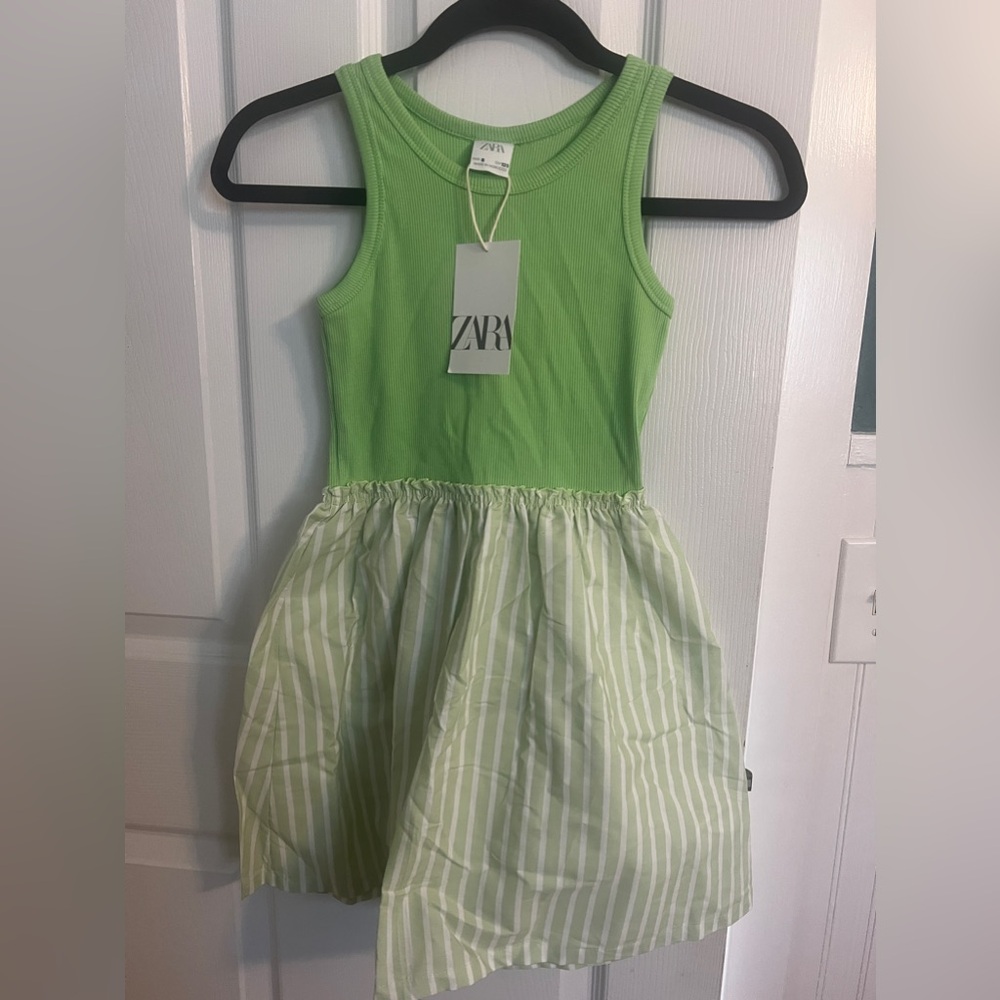Brand new girls size 8 Zara dress